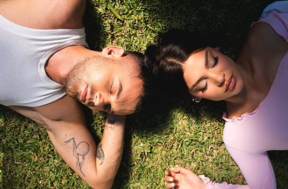 Dhurata Dora & Yll Limani – Lokacion